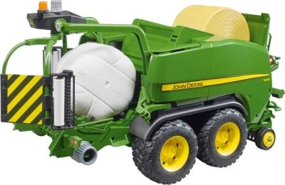 Bruder 02032 John Deere Rundballen- Presswickelkombination C441R 1 Bruder 02032 John Deere Rundballen- Presswickelkombination C441R