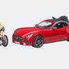Bruder Roadster Mit Rennrad Und Radfahrerin